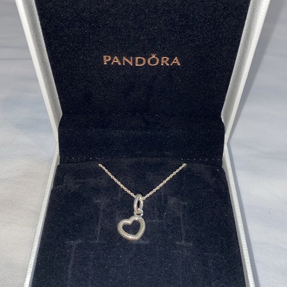 Authentic Pandora women’s heart necklace charm pendant and chain - Picture 7 of 7